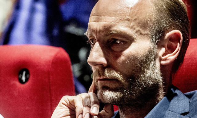 Åmås etter verdenspremiere på svært omstridt dokumentar: - Ser fram til åpen høring om filmen